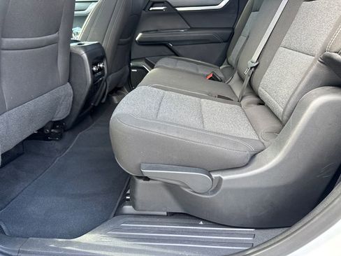 Certified 2025 GMC Acadia Elevation image 21