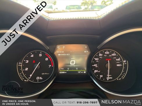 Used 2019 Alfa Romeo Stelvio Ti Sport w/ Quick Order Package 22S Sport AWD/4WD image 12