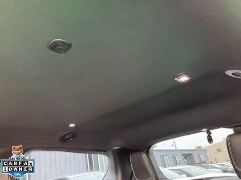 Used 2023 Chrysler Pacifica Touring-L w/ S Appearance Package FWD image 36