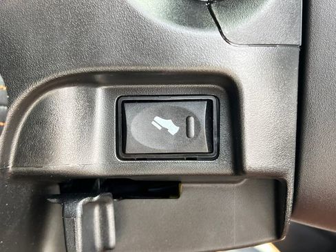 Used 2024 RAM 3500 Limited AWD/4WD image 29