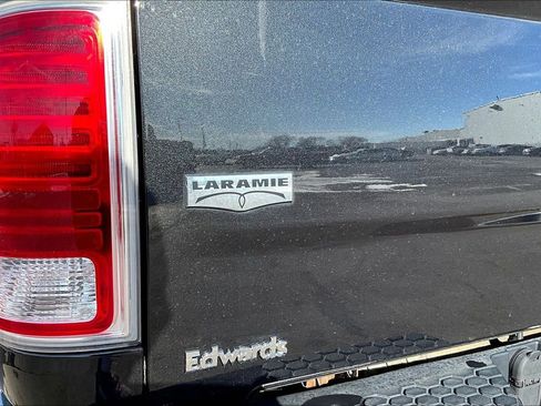 Used 2016 RAM 1500 Laramie w/ Convenience Group AWD/4WD image 25