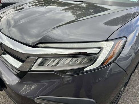 Certified 2020 Honda Pilot Touring image 8