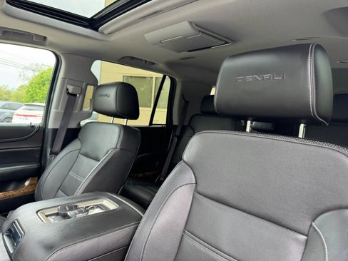 Used 2016 GMC Yukon Denali w/ Open Road Package AWD/4WD image 24