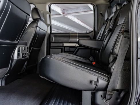 Used 2021 Ford F250 Lariat w/ Lariat Value Package image 38