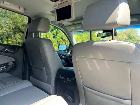 Used 2019 Chevrolet Tahoe LT image 30
