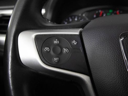 Certified 2023 GMC Acadia SLT image 29