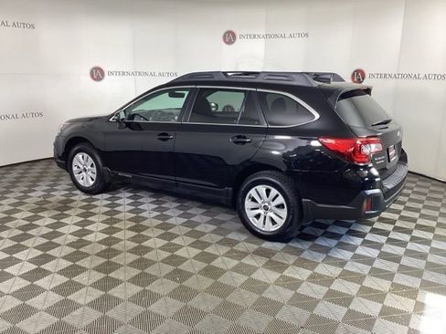 Used 2018 Subaru Outback 2.5i Premium image 7