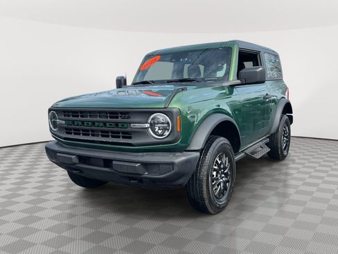 Used 2023 Ford Bronco 2-Door AWD/4WD image 5