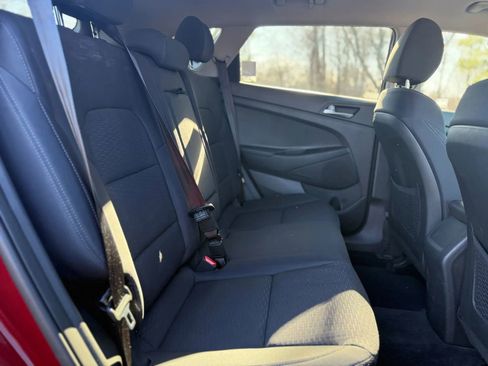 Used 2020 Hyundai Tucson SE w/ Cargo Package image 16