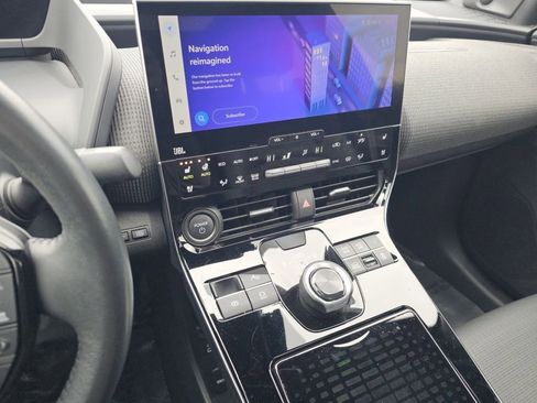 Used 2023 Toyota bZ4X Limited image 31