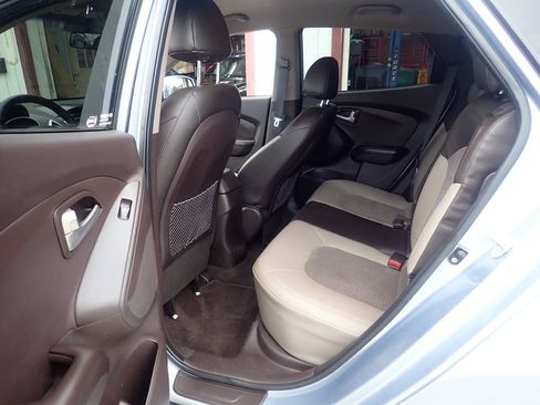 Used 2012 Hyundai Tucson GLS AWD/4WD image 12