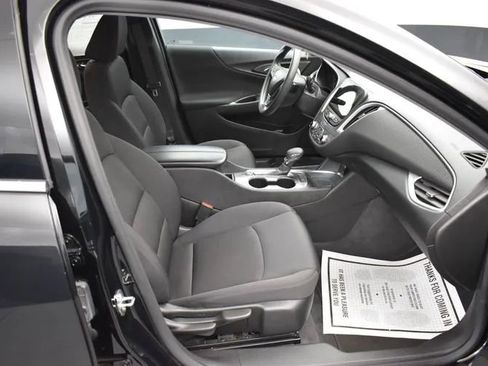 Used 2023 Chevrolet Malibu LT w/ Driver Confidence Package FWD image 16