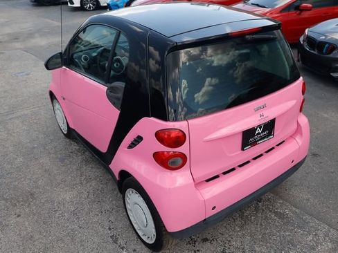 Used 2012 smart fortwo pure RWD image 8
