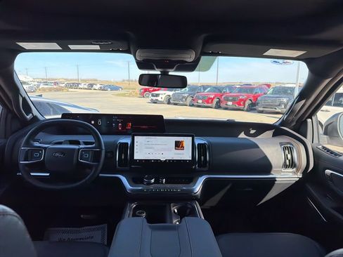 New 2026 Ford Expedition Tremor image 16