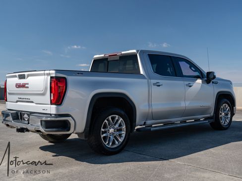 Used 2019 GMC Sierra 1500 SLT w/ SLT Premium Plus Package image 8