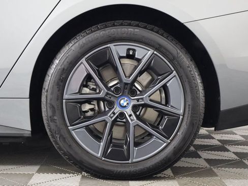 Used 2024 BMW i4 eDrive40 w/ Premium Package RWD image 16