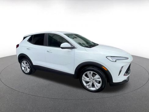 Used 2026 Buick Encore GX Preferred FWD image 2