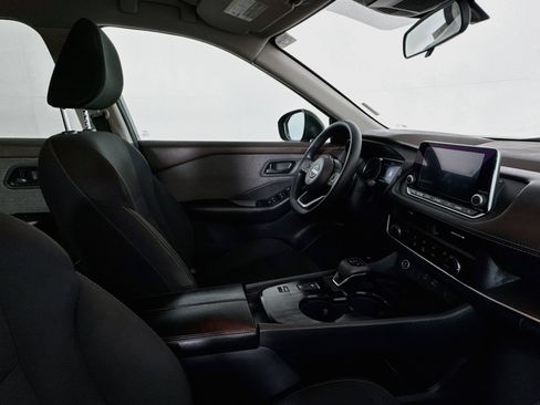 Used 2023 Nissan Rogue S FWD image 27