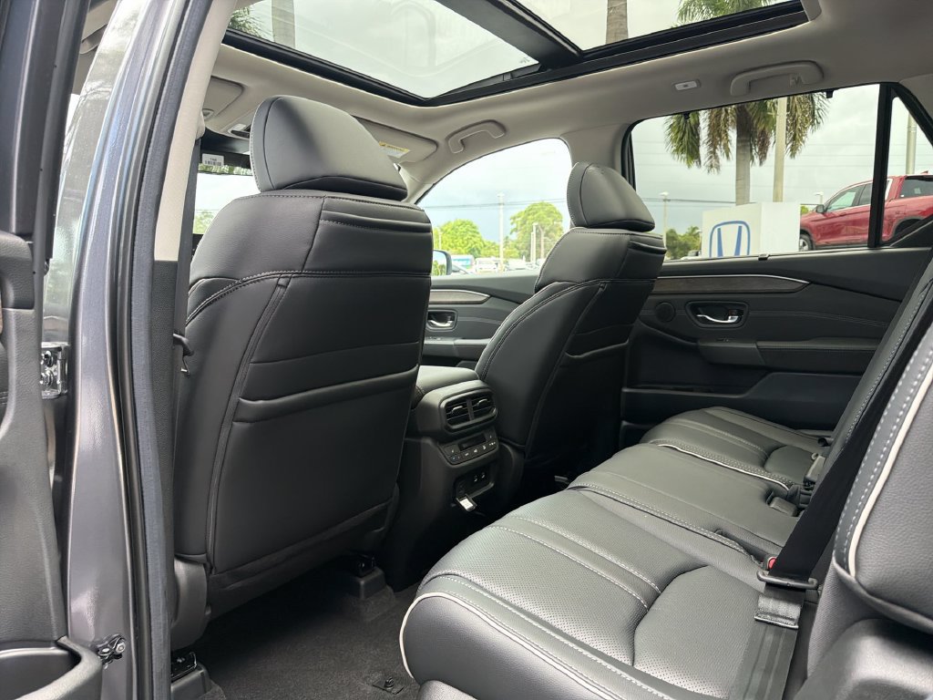 New 2026 Honda Pilot Elite image 21