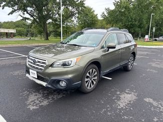 Used 2015 Subaru Outback 2.5i Limited AWD/4WD video 1