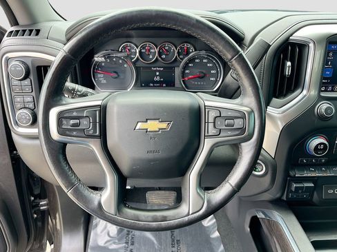 Used 2021 Chevrolet Silverado 1500 LTZ AWD/4WD image 11