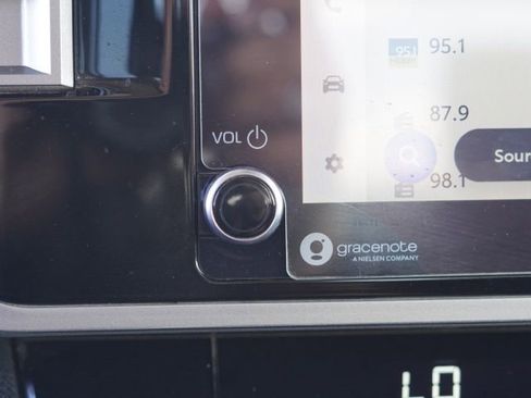 Used 2022 Toyota Tundra SR5 w/ TRD Off-Road Package image 28