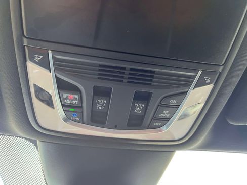 Used 2023 Acura MDX A-Spec image 30