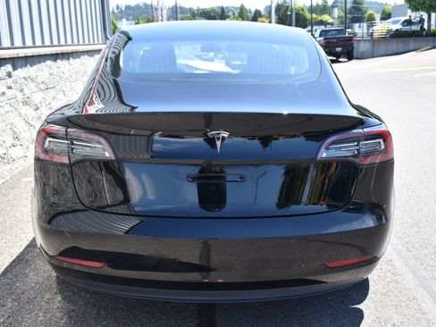 Used 2018 Tesla Model 3 Long Range RWD image 6