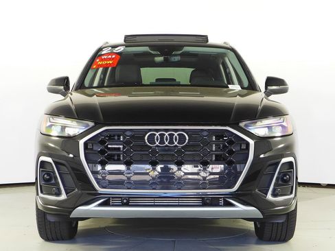 Used 2025 Audi Q5 e Premium Plus w/ Premium Plus Package AWD/4WD image 3