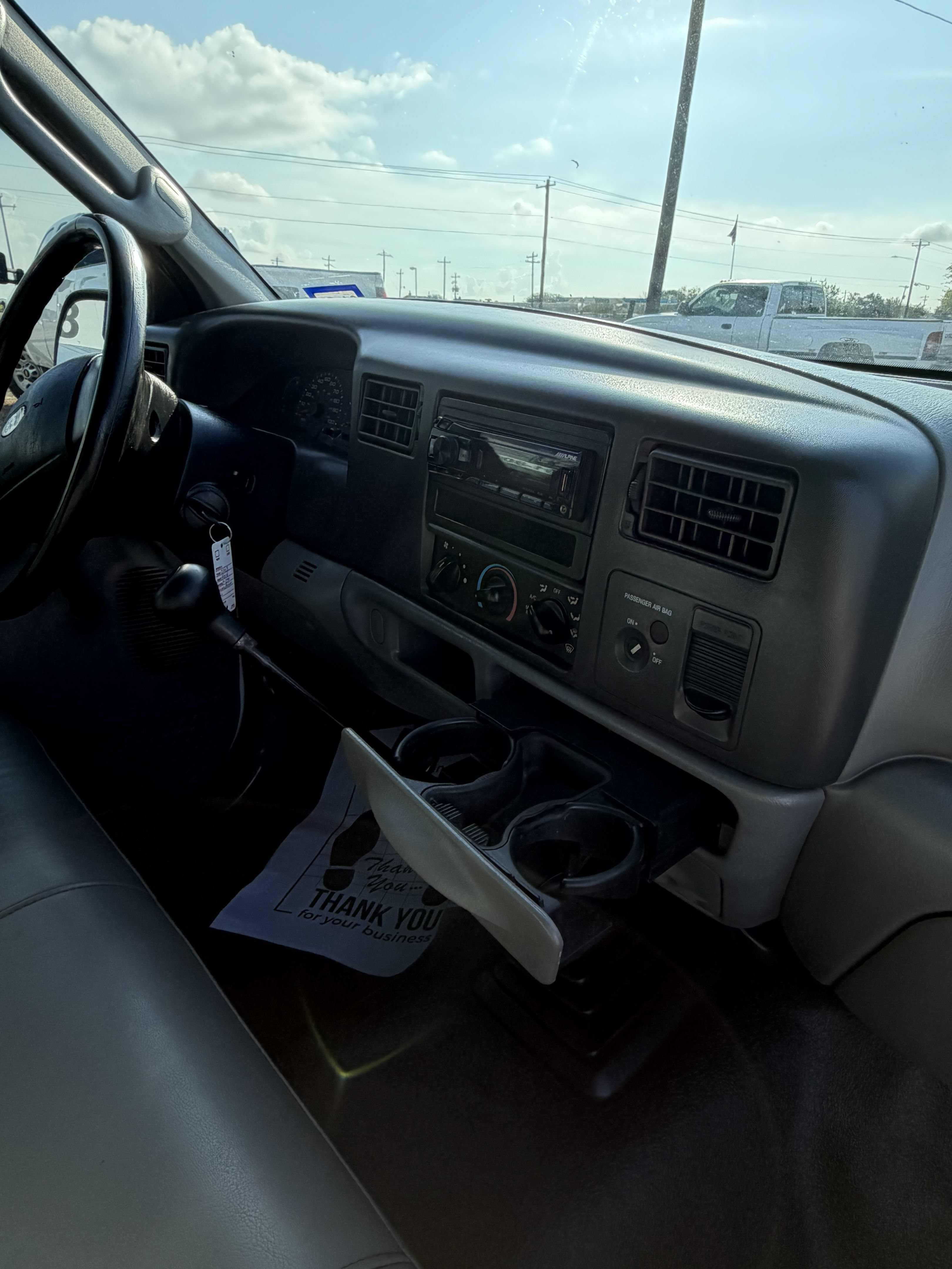 Used 2003 Ford F250 2WD SuperCab Super Duty image 10