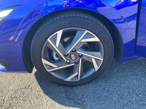 Used 2025 Hyundai Elantra Sport w/ Cargo Package image 25