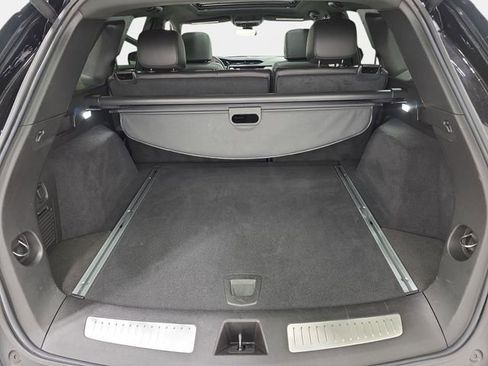 Certified 2025 Cadillac XT5 Premium Luxury image 32