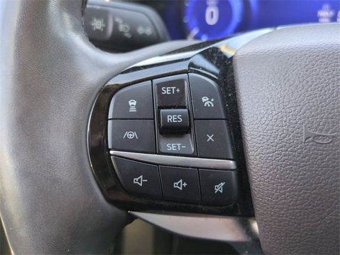 Certified 2023 Ford Explorer Platinum w/ Technology Package image 26