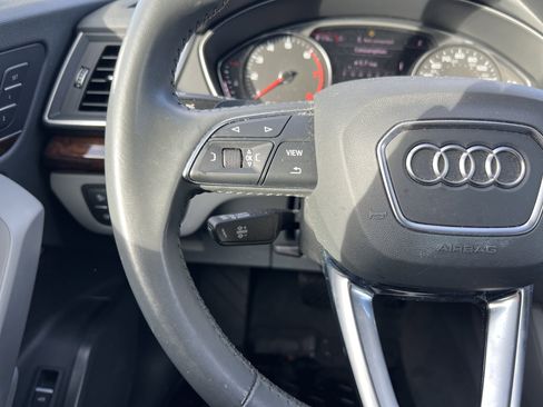 Used 2020 Audi Q5 2.0T Premium image 19