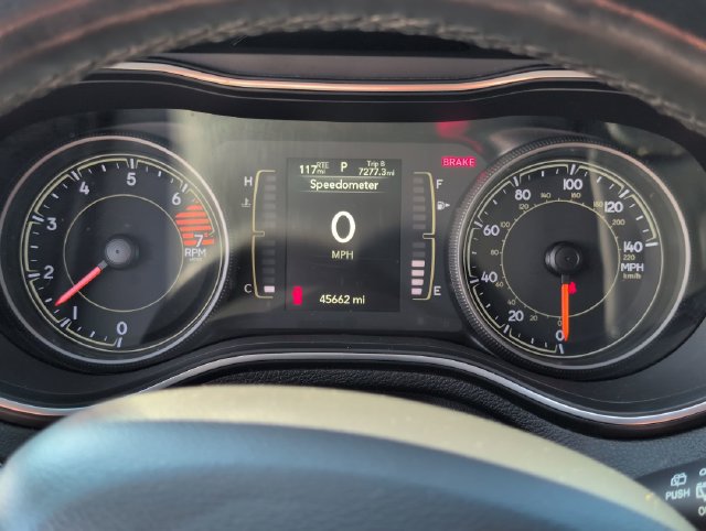 Certified 2021 Jeep Cherokee Latitude Plus w/ Sun & Sound Group FWD image 18