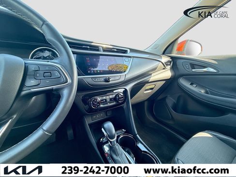 Used 2022 Buick Encore GX Select image 25