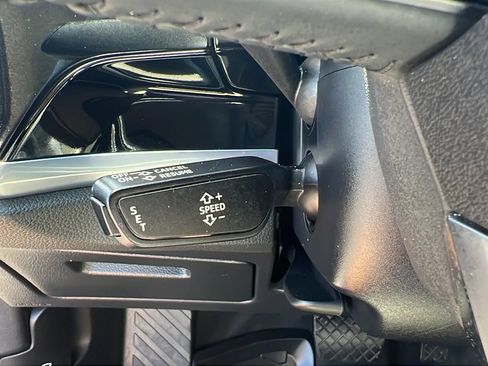 Used 2019 Audi Q3 2.0T Premium Plus w/ Premium Plus Package AWD/4WD image 28