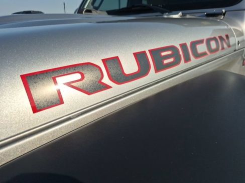 Used 2018 Jeep Wrangler Rubicon AWD/4WD image 26