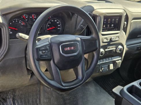 Used 2025 GMC Sierra 1500 Pro w/ Convenience Package AWD/4WD image 4