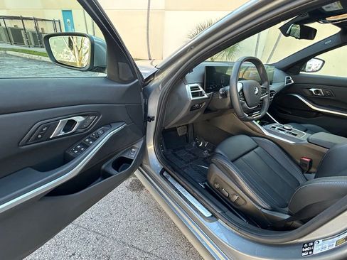 Used 2025 BMW 330i xDrive Sedan AWD/4WD image 15