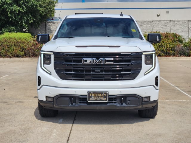 Used 2025 GMC Sierra 1500 Elevation w/ Elevation Premium Package AWD/4WD image 2