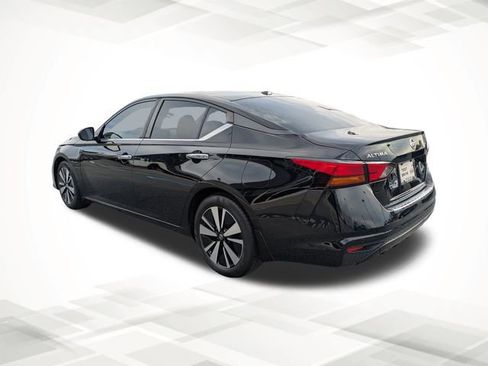 Used 2021 Nissan Altima 2.5 SV image 5