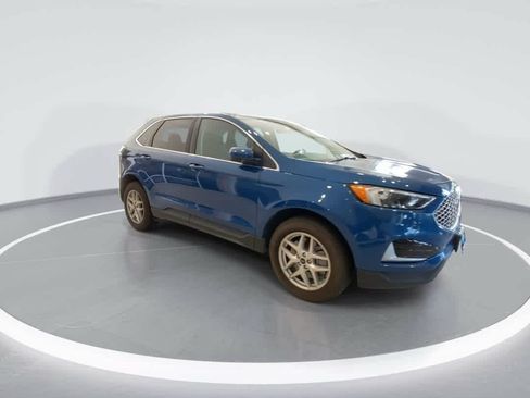 Used 2024 Ford Edge SEL AWD/4WD image 2