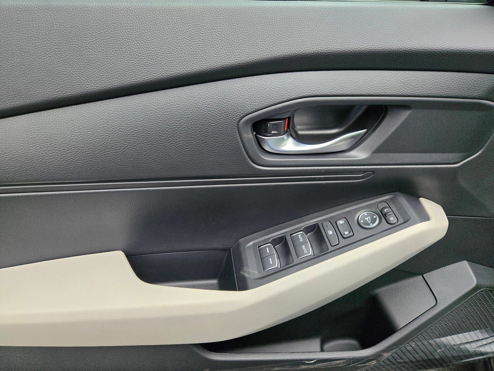 New 2026 Honda Accord LX image 18