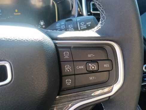 Used 2022 Jeep Wagoneer Series II image 19