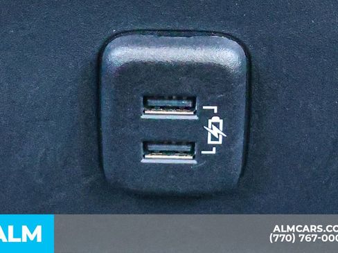 Used 2024 GMC Terrain SLE image 57