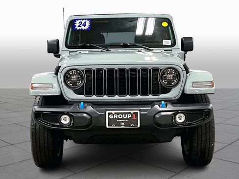 Used 2024 Jeep Wrangler Sport S w/ Convenience Group image 3