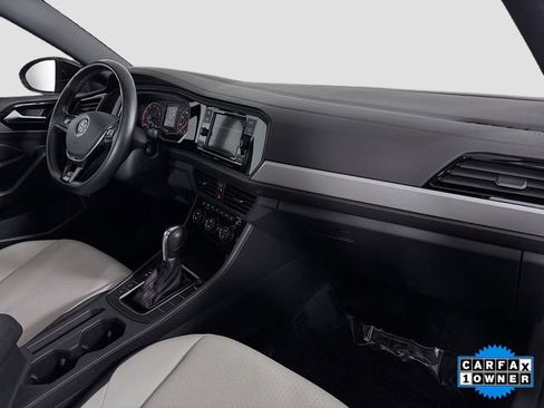 Used 2019 Volkswagen Jetta R-Line w/ R-Line Cold Weather Package image 29