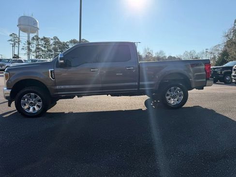 Used 2019 Ford F250 Lariat w/ Chrome Package AWD/4WD image 8
