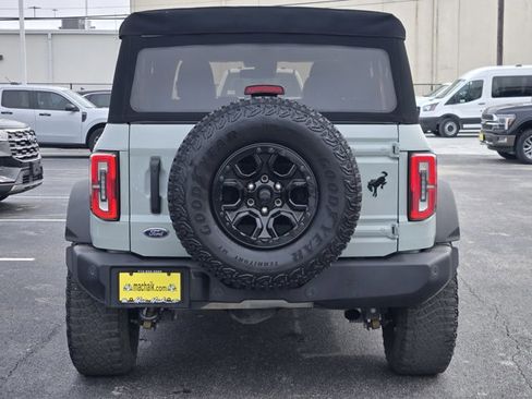 Certified 2022 Ford Bronco Wildtrak image 7